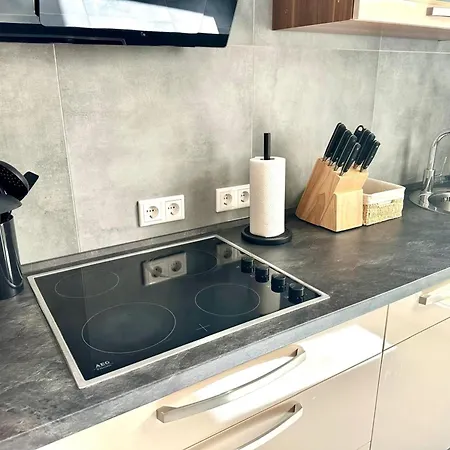 Relax Sauna & Gemuetlichkeit, Wlan, Netflix, Kingsize Betten, Enspannung Eschweiler