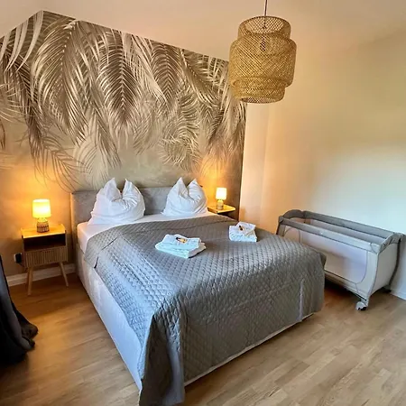 Casa de Férias Relax Sauna & Gemuetlichkeit, Wlan, Netflix, Kingsize Betten, Enspannung *