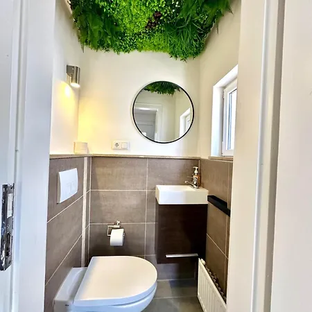 Casa de Férias Relax Sauna & Gemuetlichkeit, Wlan, Netflix, Kingsize Betten, Enspannung Eschweiler