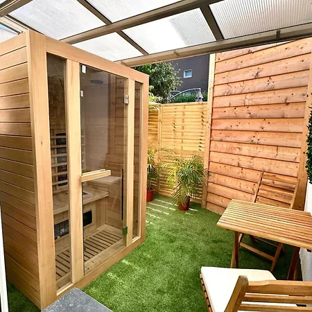 Relax Sauna & Gemuetlichkeit, Wlan, Netflix, Kingsize Betten, Enspannung Casa de Férias *