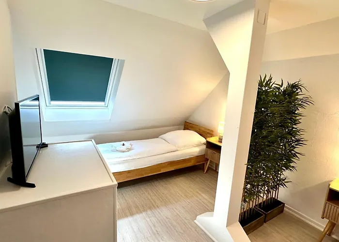 Relax Sauna & Gemuetlichkeit, Wlan, Netflix, Kingsize Betten, Enspannung Feriehus Eschweiler