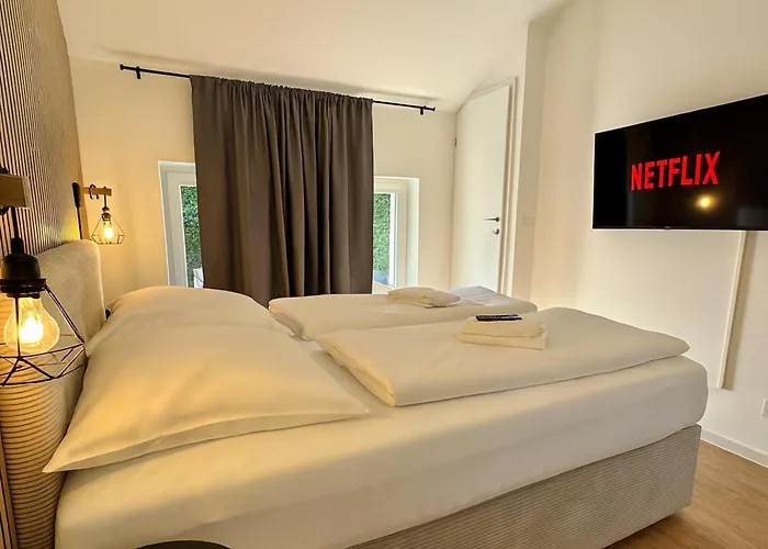 Relax Sauna & Gemuetlichkeit, Wlan, Netflix, Kingsize Betten, Enspannung * Eschweiler